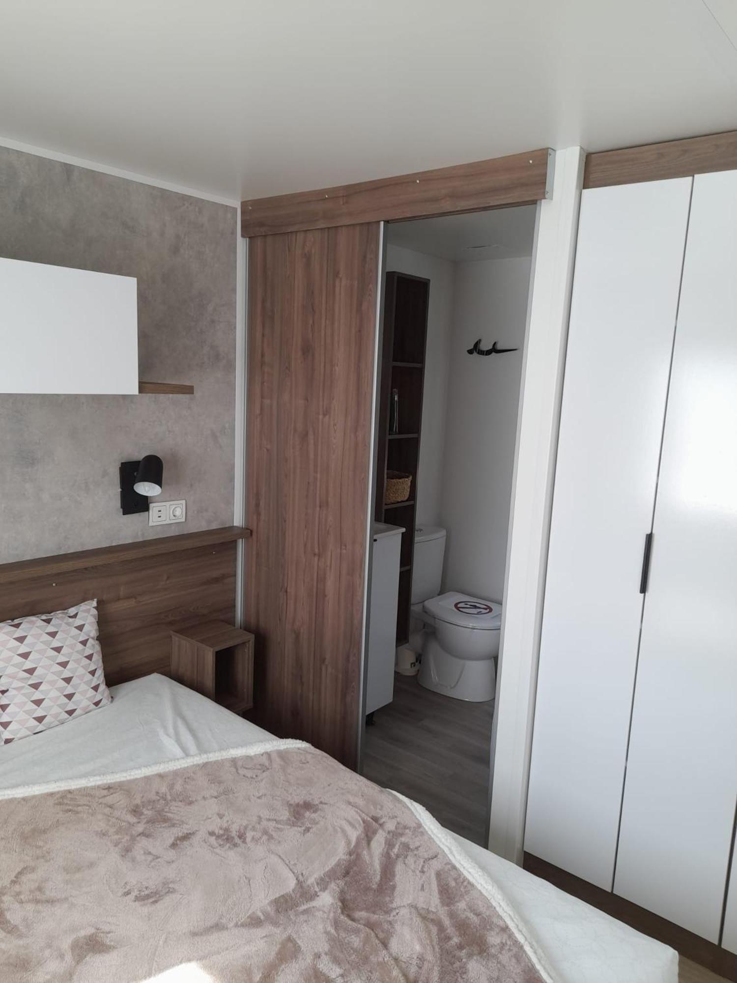 Camping La Carabasse Виас Экстерьер фото