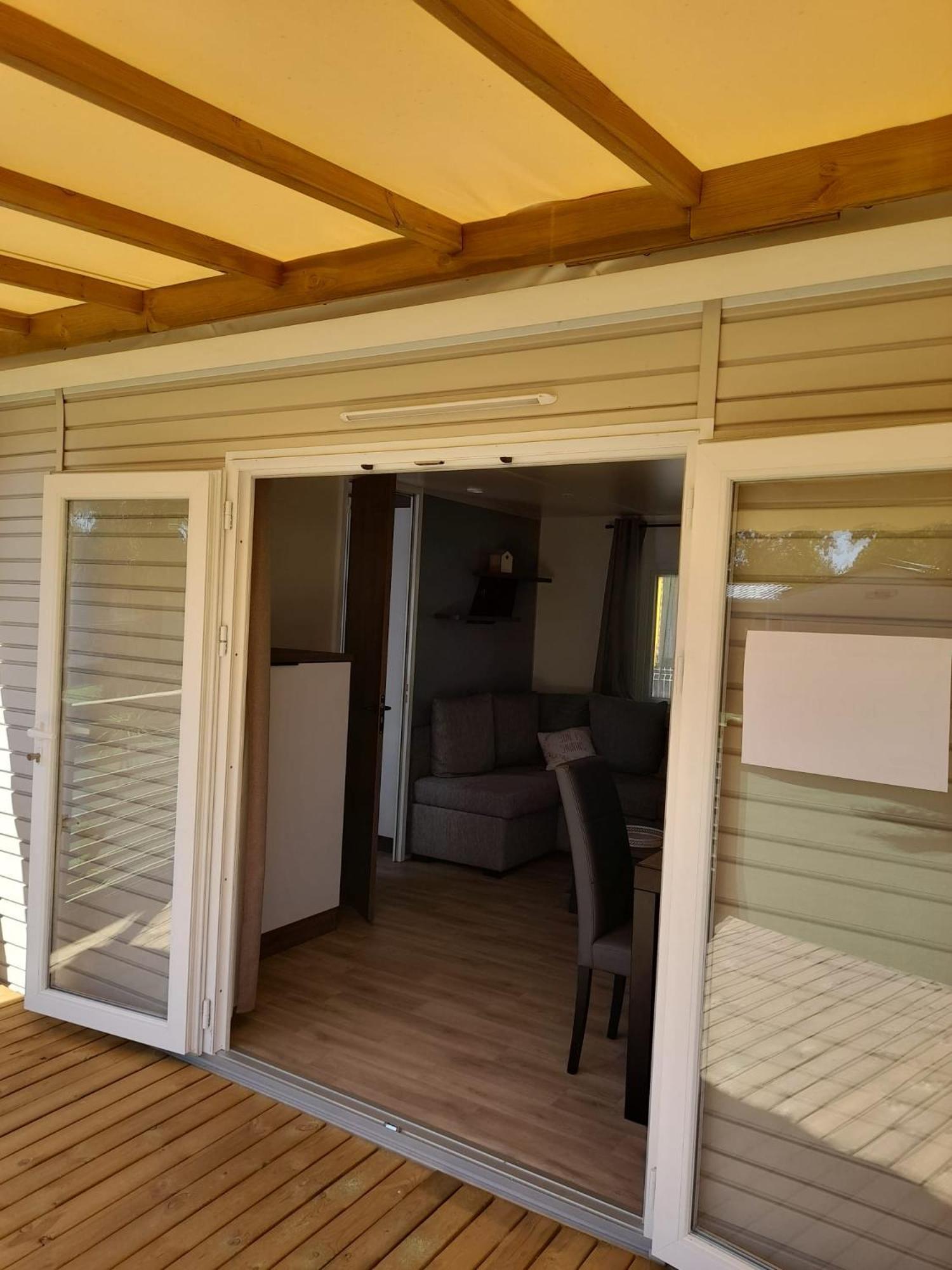 Camping La Carabasse Виас Экстерьер фото